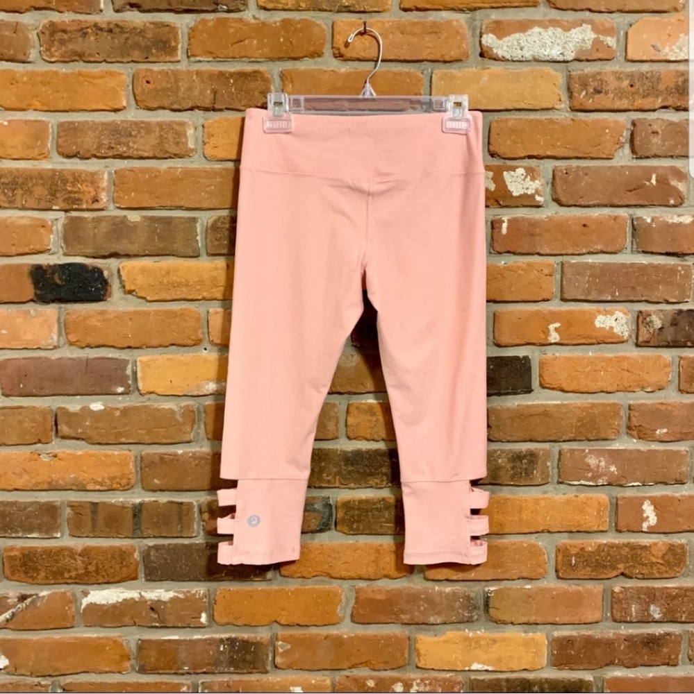 Scorpio Sol Pink Exercise Leggings